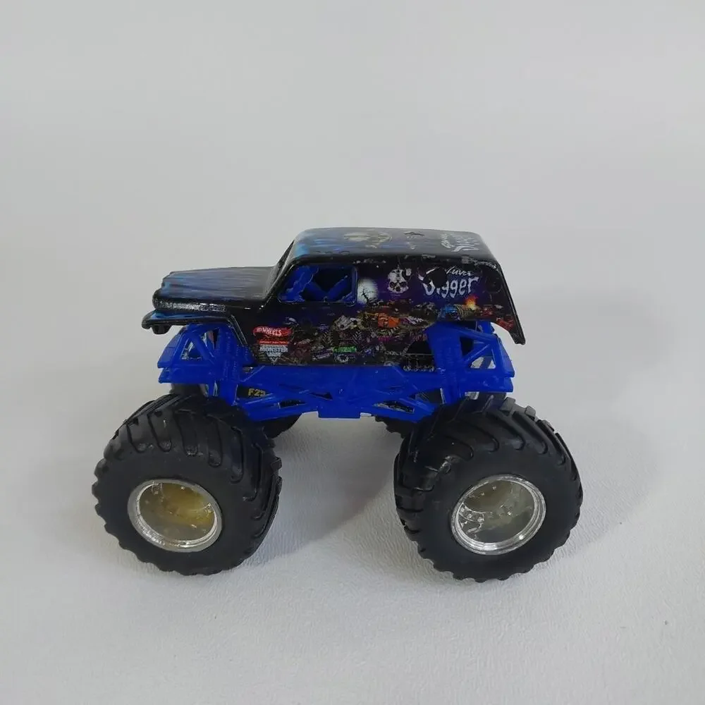 Hot Wheels 2012 Monster Jam Son-uva Digger Truck‎ Mattel 1:64 Die-cast